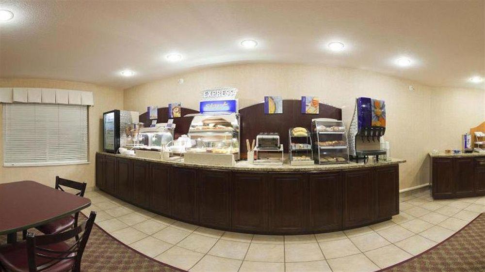 Holiday Inn Express Hotel & Suites Maryville By Ihg Luaran gambar