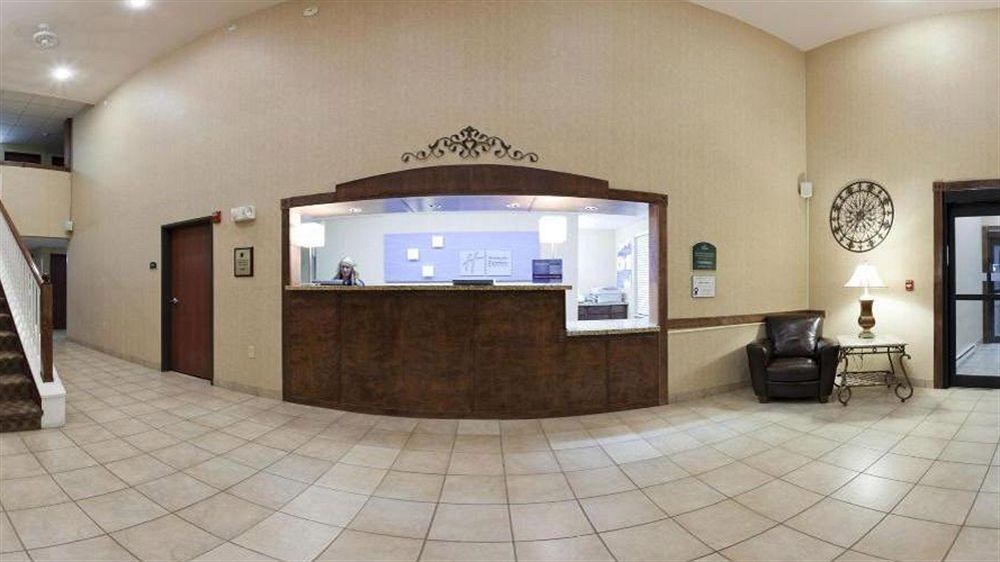 Holiday Inn Express Hotel & Suites Maryville By Ihg Luaran gambar
