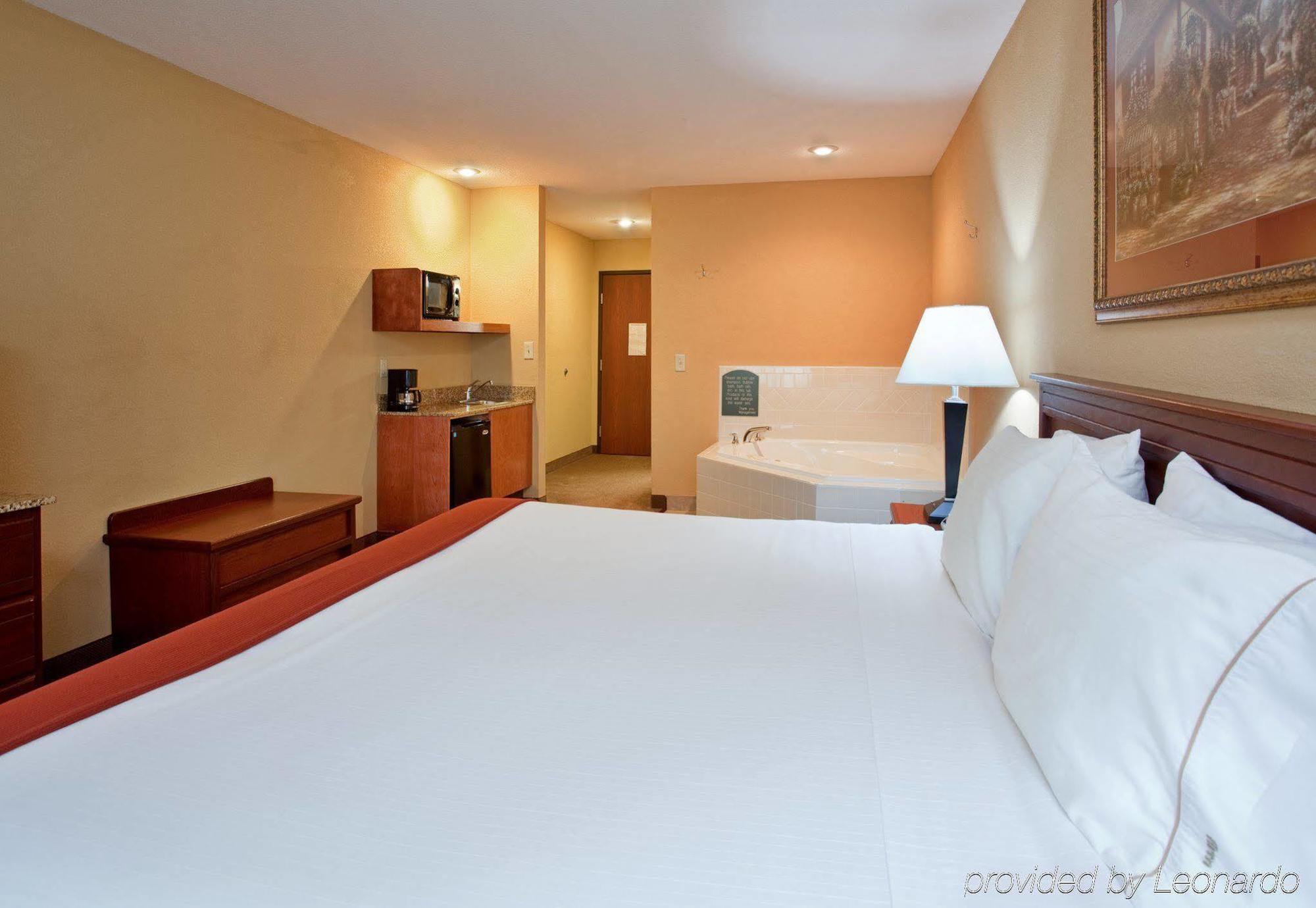 Holiday Inn Express Hotel & Suites Maryville By Ihg Bilik gambar